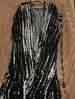 Source Unknown Black and White Tie-Dye Duster Cardigan